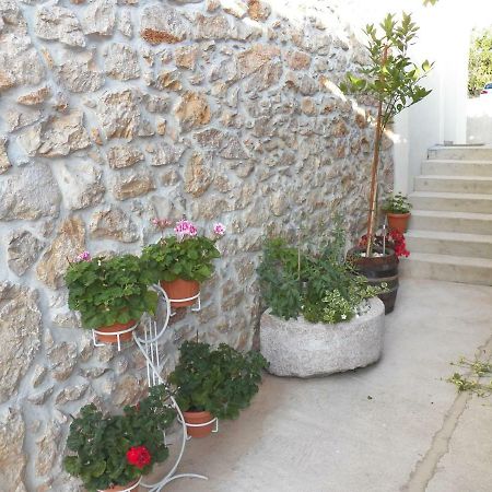 Apartman Bonaca Vrbnik Exterior photo
